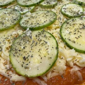 Pizza de Abobrinha Alho e Oleo